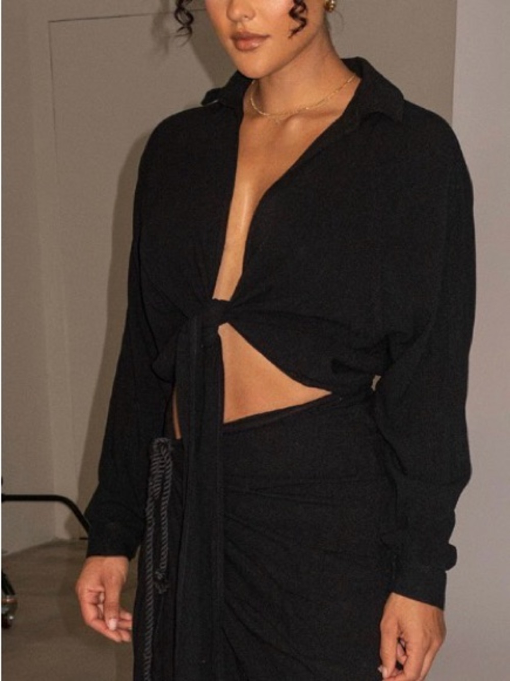 JLUXLABEL Black Tie-Front Long Sleeve Button-Down Top